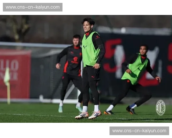 米兰内洛训练基地：普利西奇假期独自加练备战关键战役