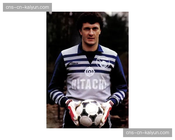 赛前发布会，斯特拉斯堡主帅拒绝回答关于其未来的问题